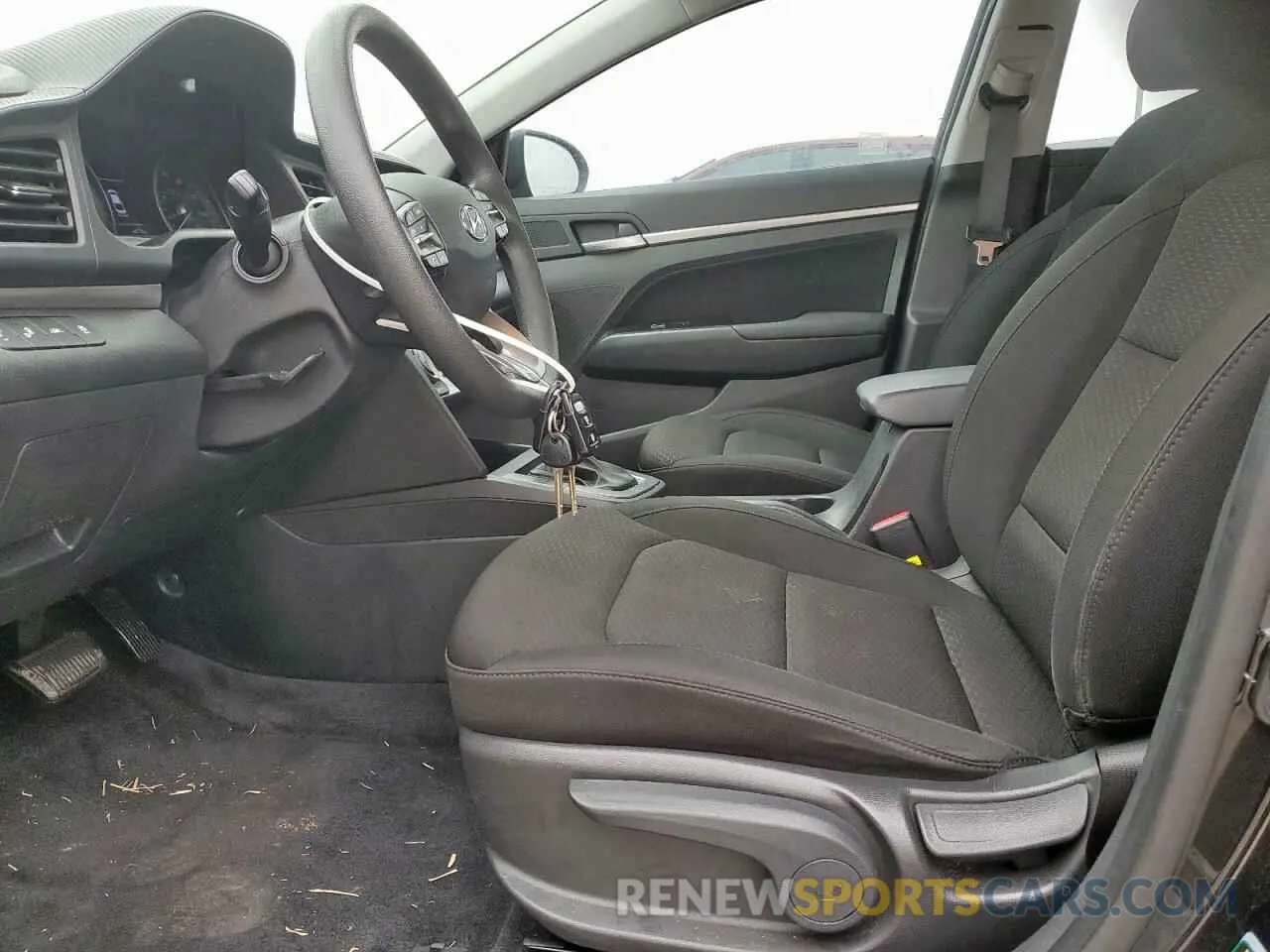 7 Photograph of a damaged car KMHD84LF5KU867239 HYUNDAI ELANTRA 2019