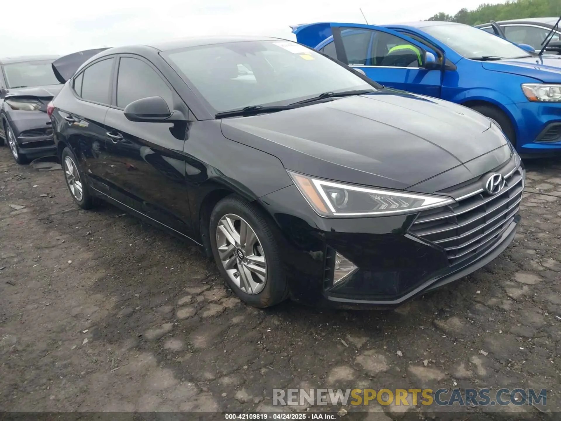 1 Photograph of a damaged car KMHD84LF5KU879097 HYUNDAI ELANTRA 2019