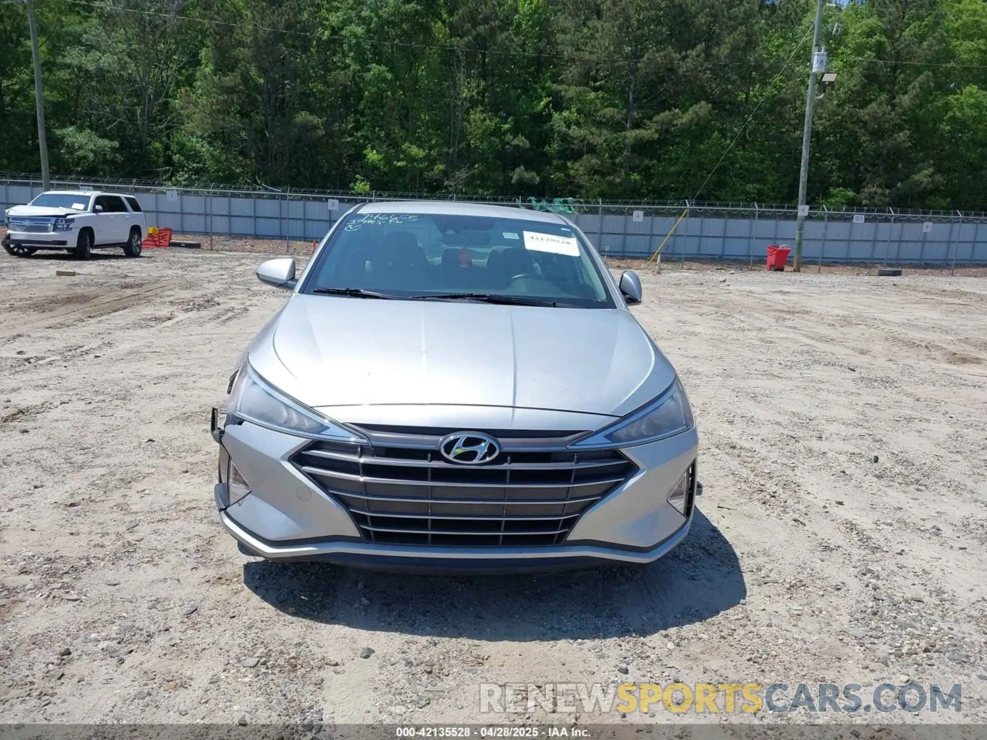 11 Photograph of a damaged car KMHD84LF6KU746655 HYUNDAI ELANTRA 2019