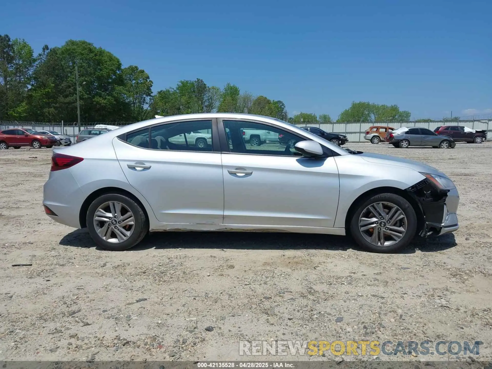 6 Photograph of a damaged car KMHD84LF6KU746655 HYUNDAI ELANTRA 2019