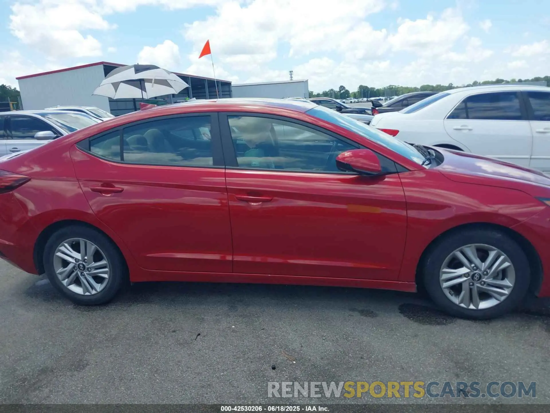 13 Photograph of a damaged car KMHD84LF6KU806742 HYUNDAI ELANTRA 2019