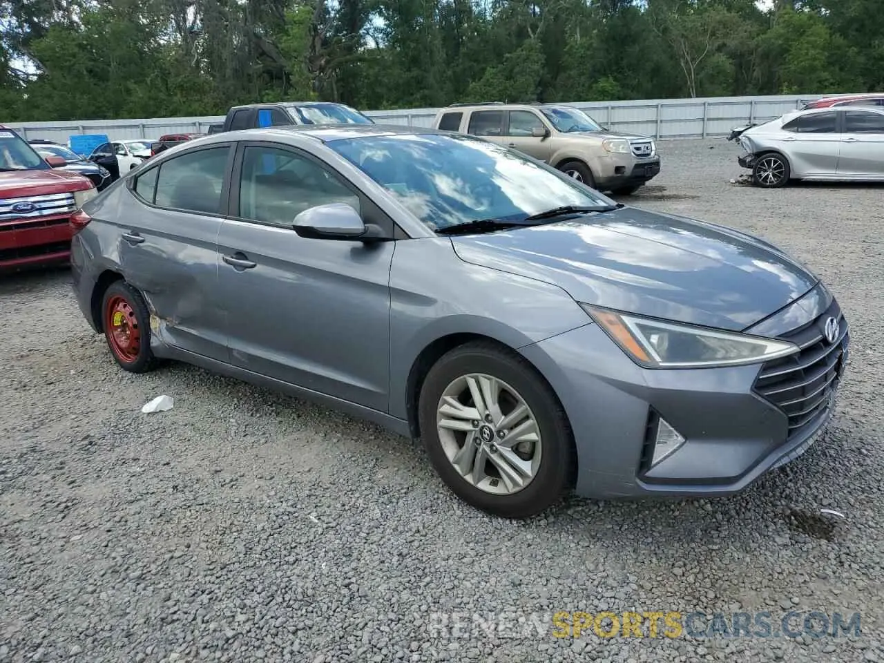4 Photograph of a damaged car KMHD84LF6KU810127 HYUNDAI ELANTRA 2019