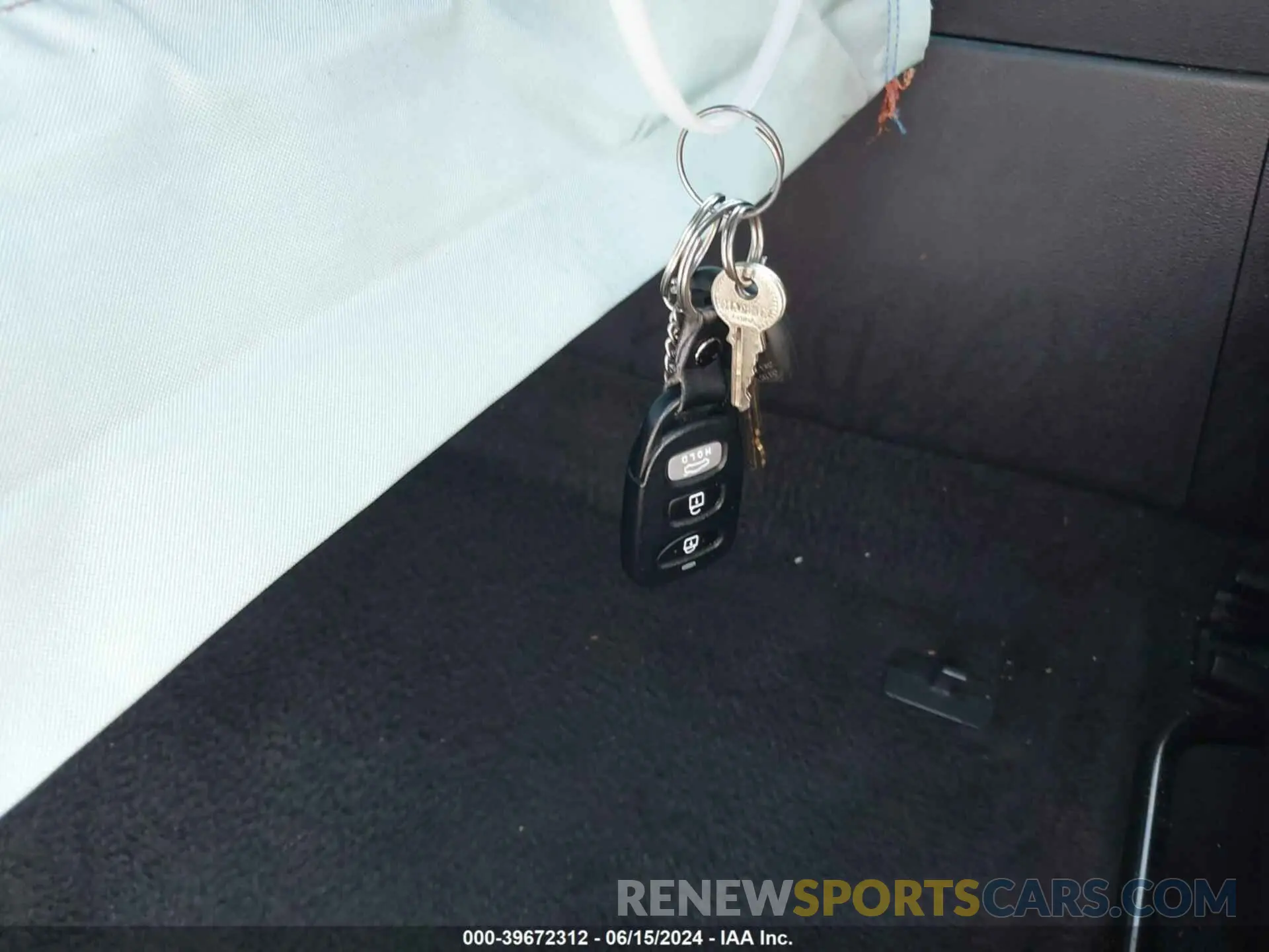 11 Photograph of a damaged car KMHD84LF6KU814856 HYUNDAI ELANTRA 2019