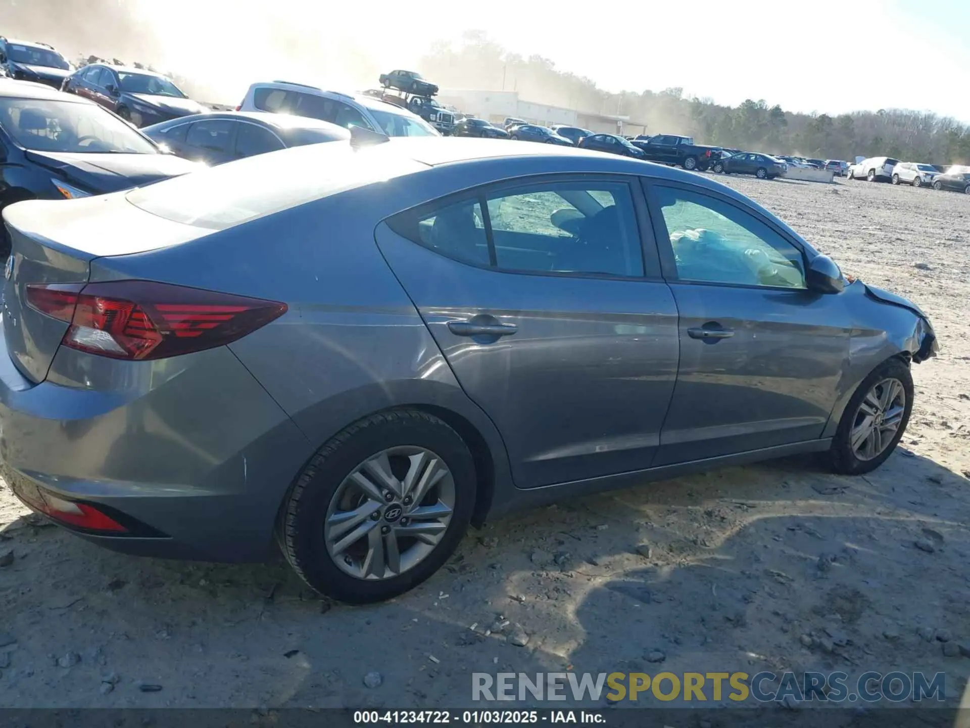 13 Photograph of a damaged car KMHD84LF6KU830703 HYUNDAI ELANTRA 2019