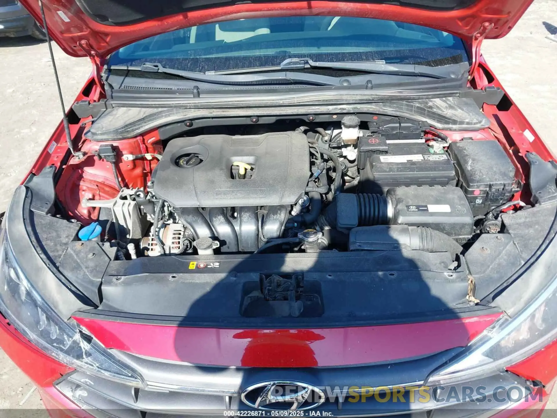 10 Photograph of a damaged car KMHD84LF7KU744526 HYUNDAI ELANTRA 2019