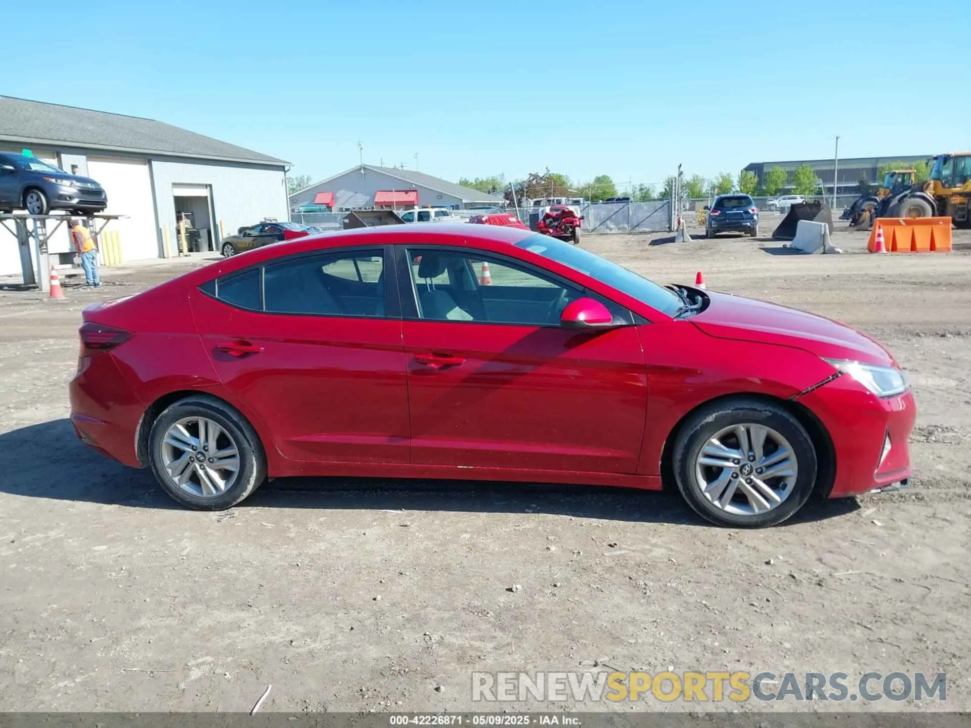 13 Photograph of a damaged car KMHD84LF7KU744526 HYUNDAI ELANTRA 2019