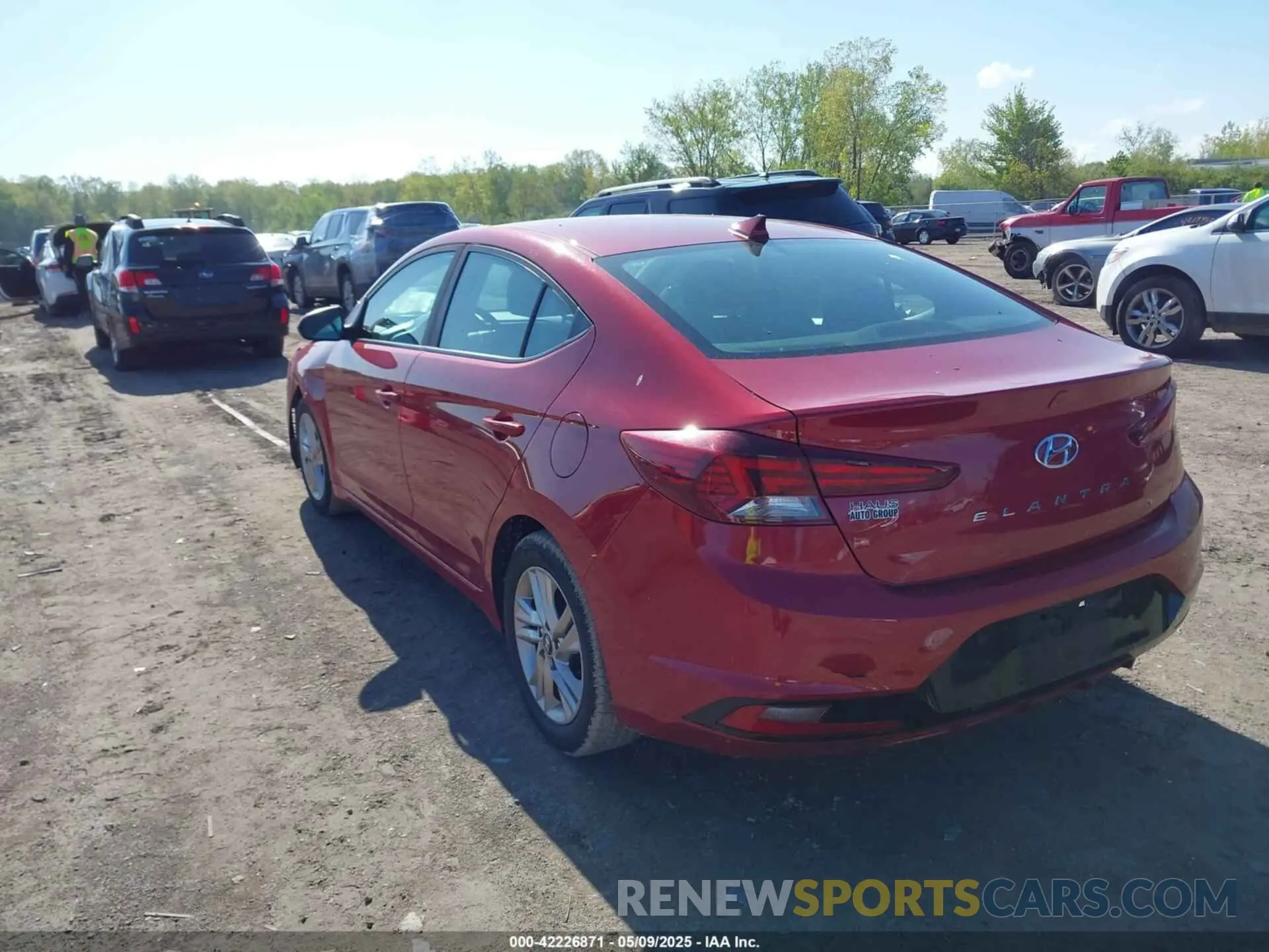 3 Photograph of a damaged car KMHD84LF7KU744526 HYUNDAI ELANTRA 2019