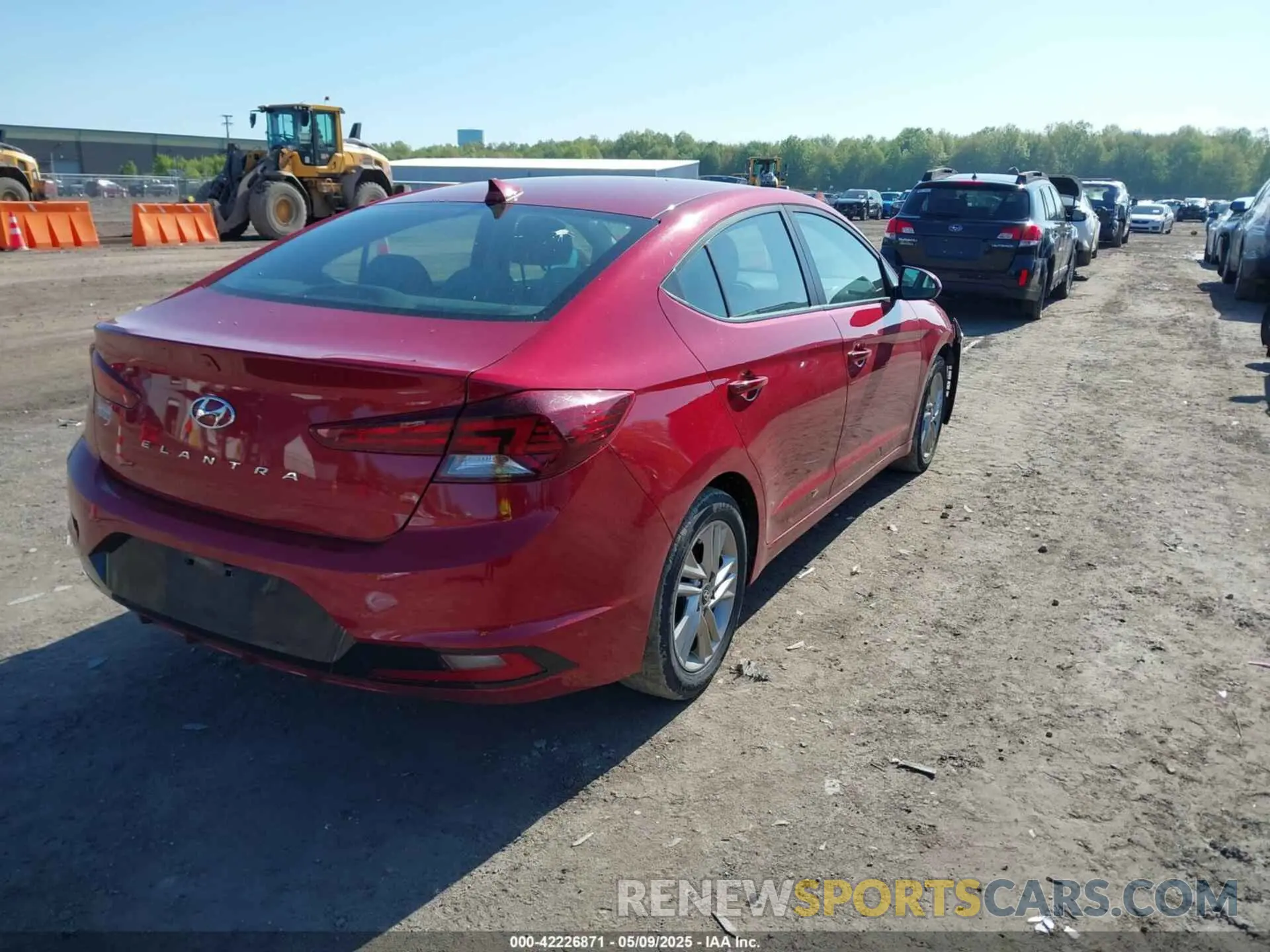 4 Photograph of a damaged car KMHD84LF7KU744526 HYUNDAI ELANTRA 2019
