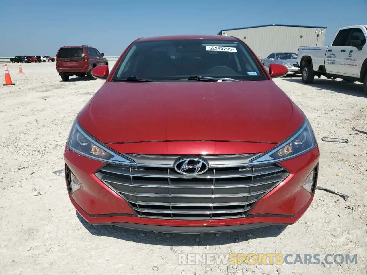 5 Photograph of a damaged car KMHD84LF7KU797792 HYUNDAI ELANTRA 2019