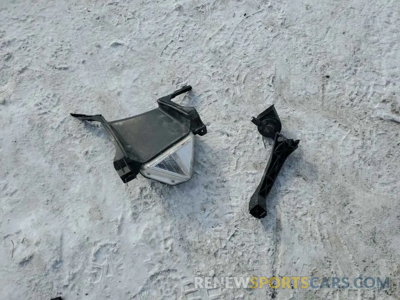 12 Photograph of a damaged car KMHD84LF7KU800884 HYUNDAI ELANTRA 2019