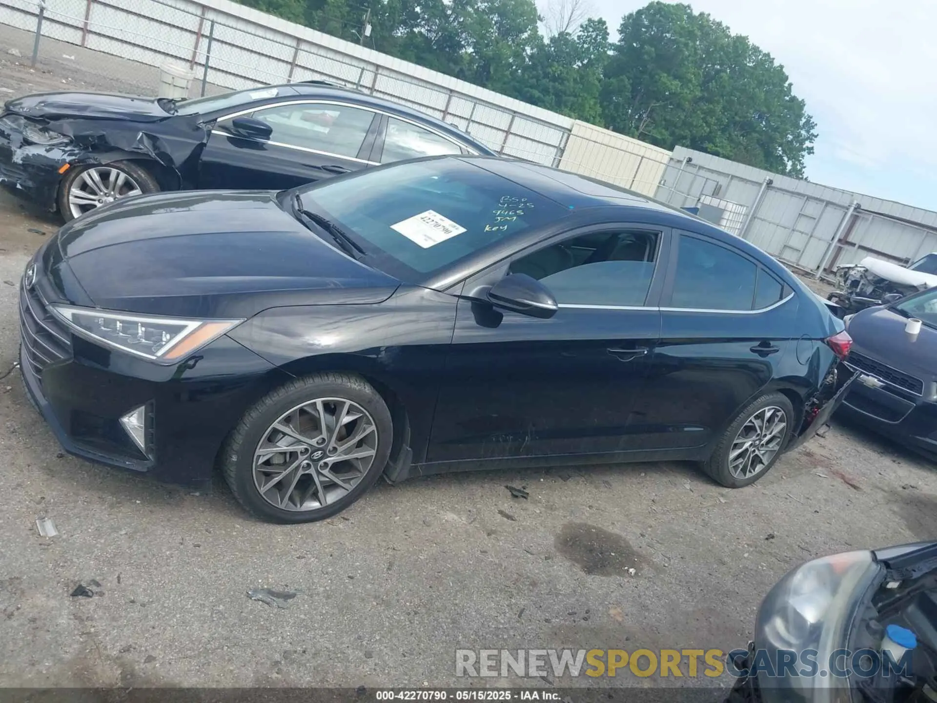14 Photograph of a damaged car KMHD84LF7KU859465 HYUNDAI ELANTRA 2019