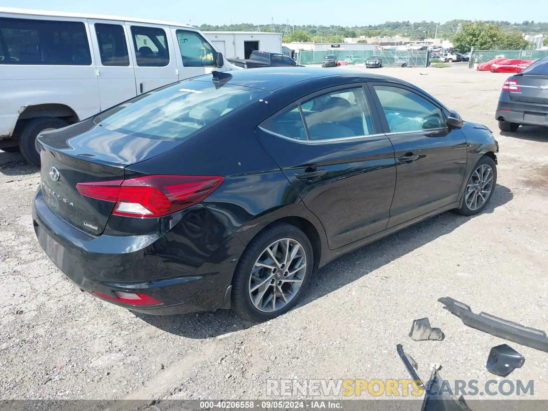 4 Photograph of a damaged car KMHD84LF7KU862253 HYUNDAI ELANTRA 2019