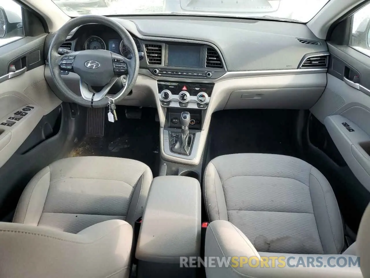 8 Photograph of a damaged car KMHD84LF8KU746320 HYUNDAI ELANTRA 2019