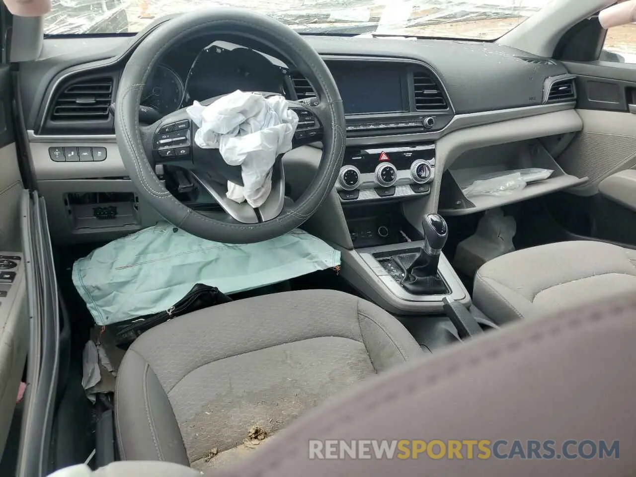 8 Photograph of a damaged car KMHD84LF8KU768916 HYUNDAI ELANTRA 2019
