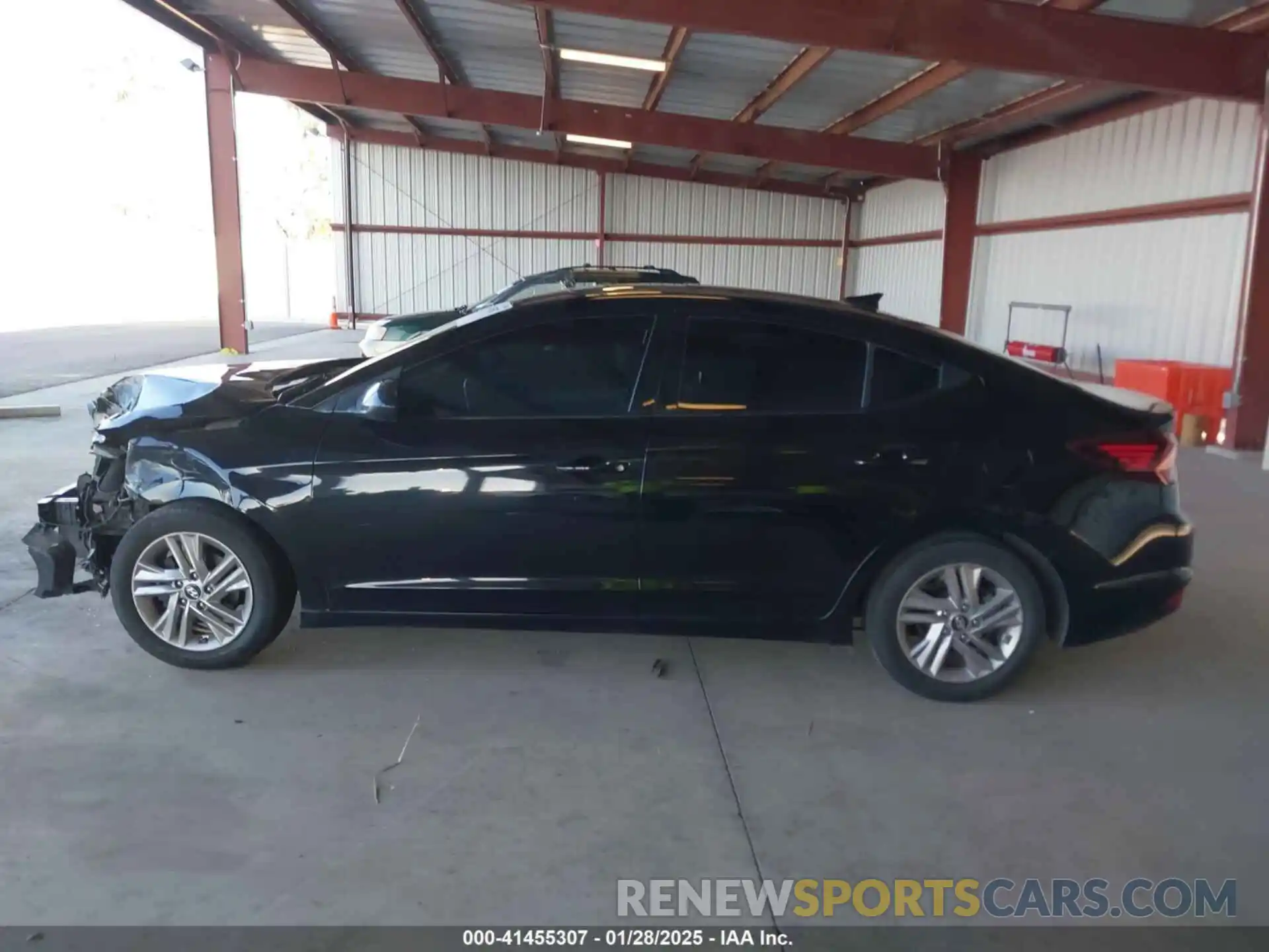 15 Photograph of a damaged car KMHD84LF8KU779365 HYUNDAI ELANTRA 2019