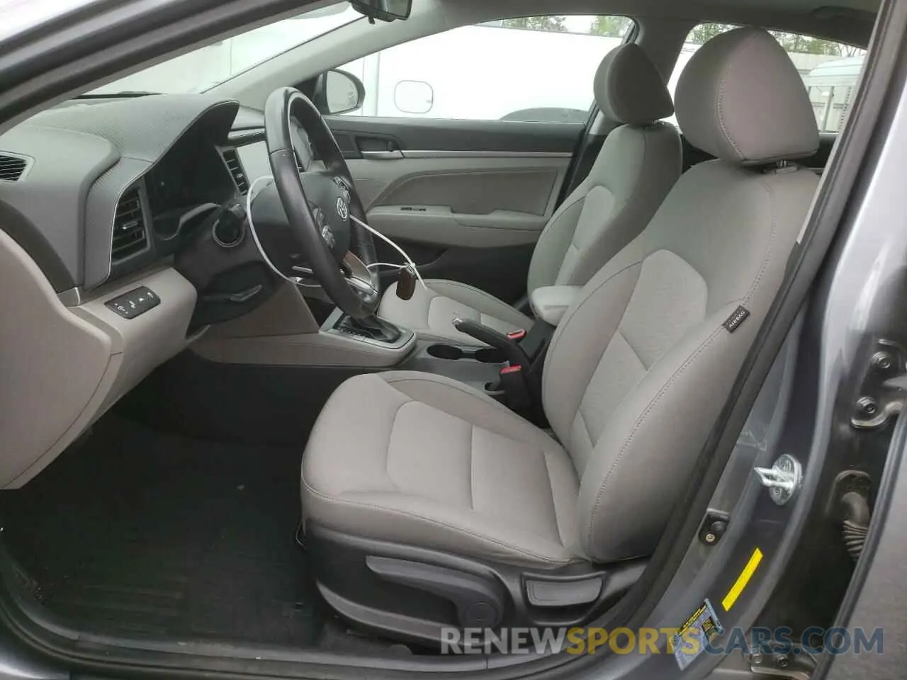 7 Photograph of a damaged car KMHD84LF8KU810047 HYUNDAI ELANTRA 2019