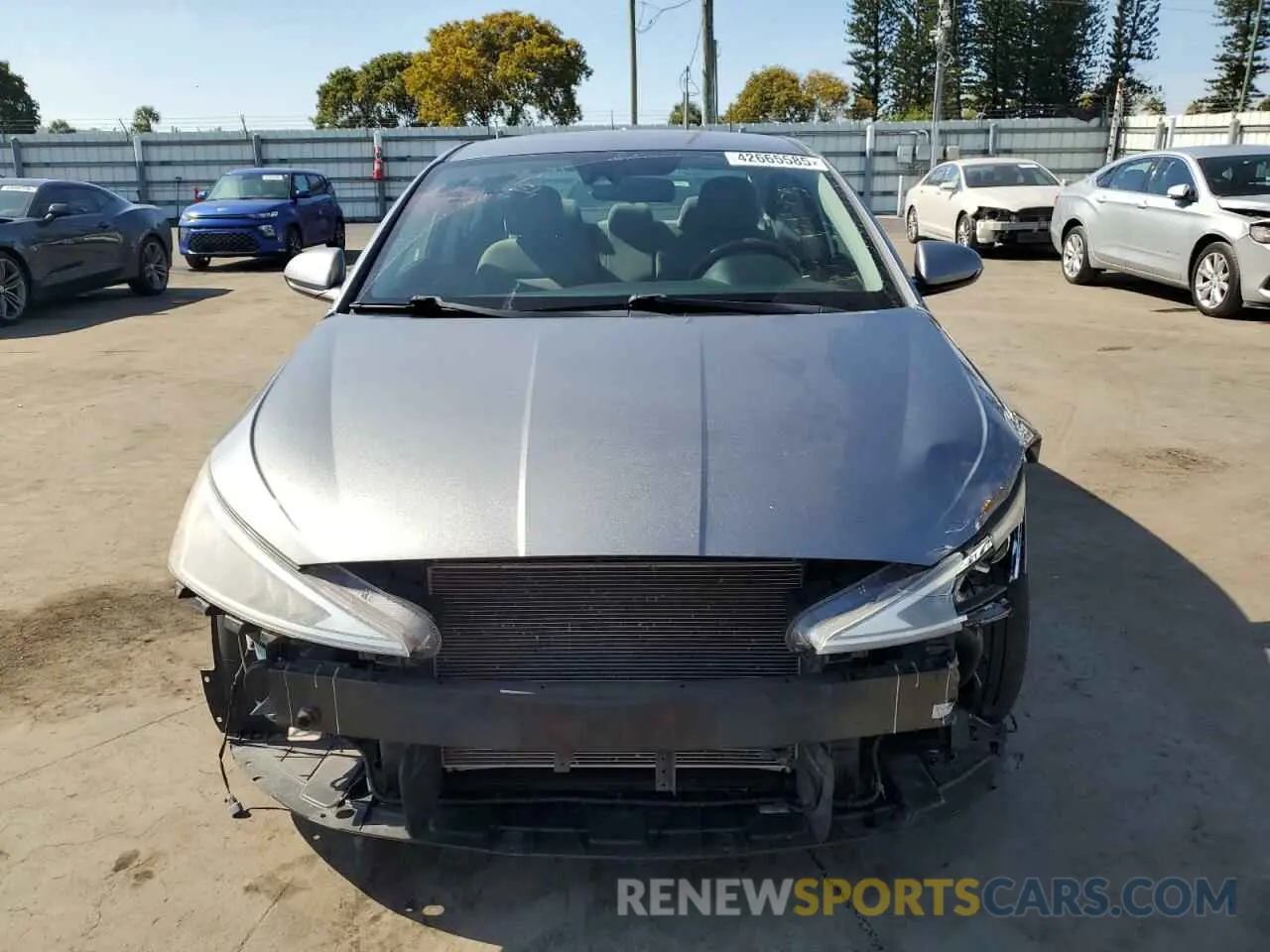 5 Photograph of a damaged car KMHD84LF8KU823736 HYUNDAI ELANTRA 2019