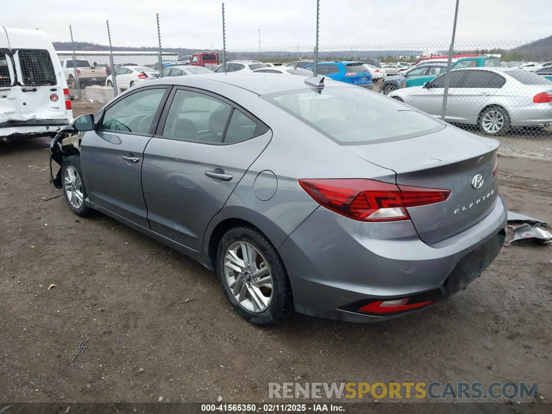 3 Photograph of a damaged car KMHD84LF8KU833554 HYUNDAI ELANTRA 2019