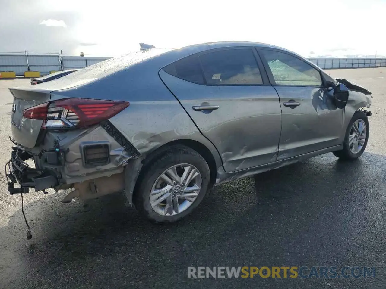3 Photograph of a damaged car KMHD84LF9KU746794 HYUNDAI ELANTRA 2019