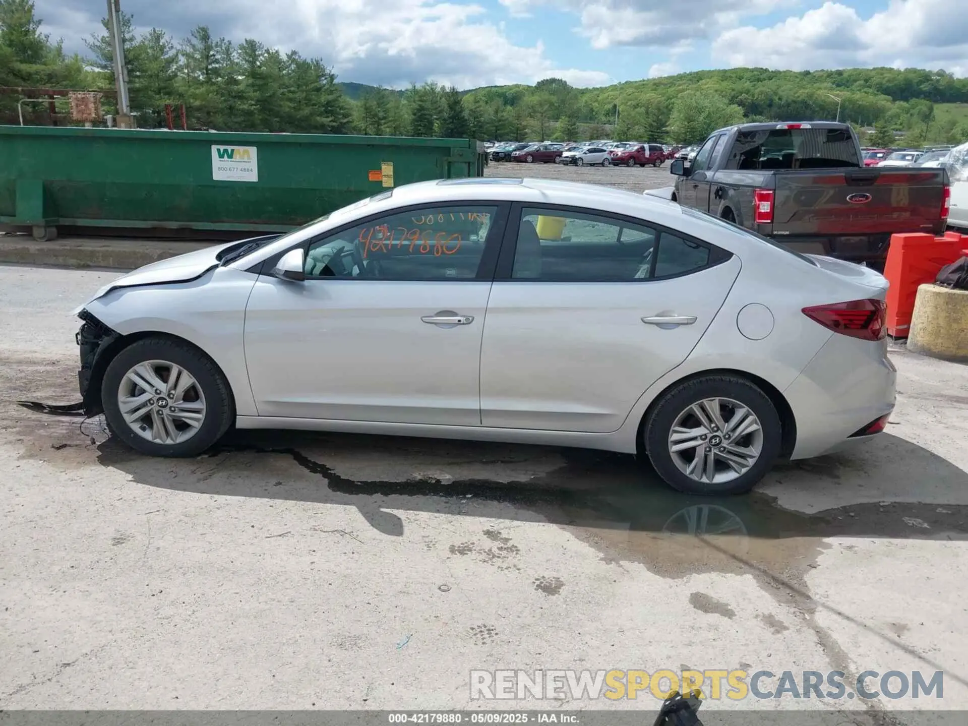 15 Photograph of a damaged car KMHD84LFXKU762860 HYUNDAI ELANTRA 2019