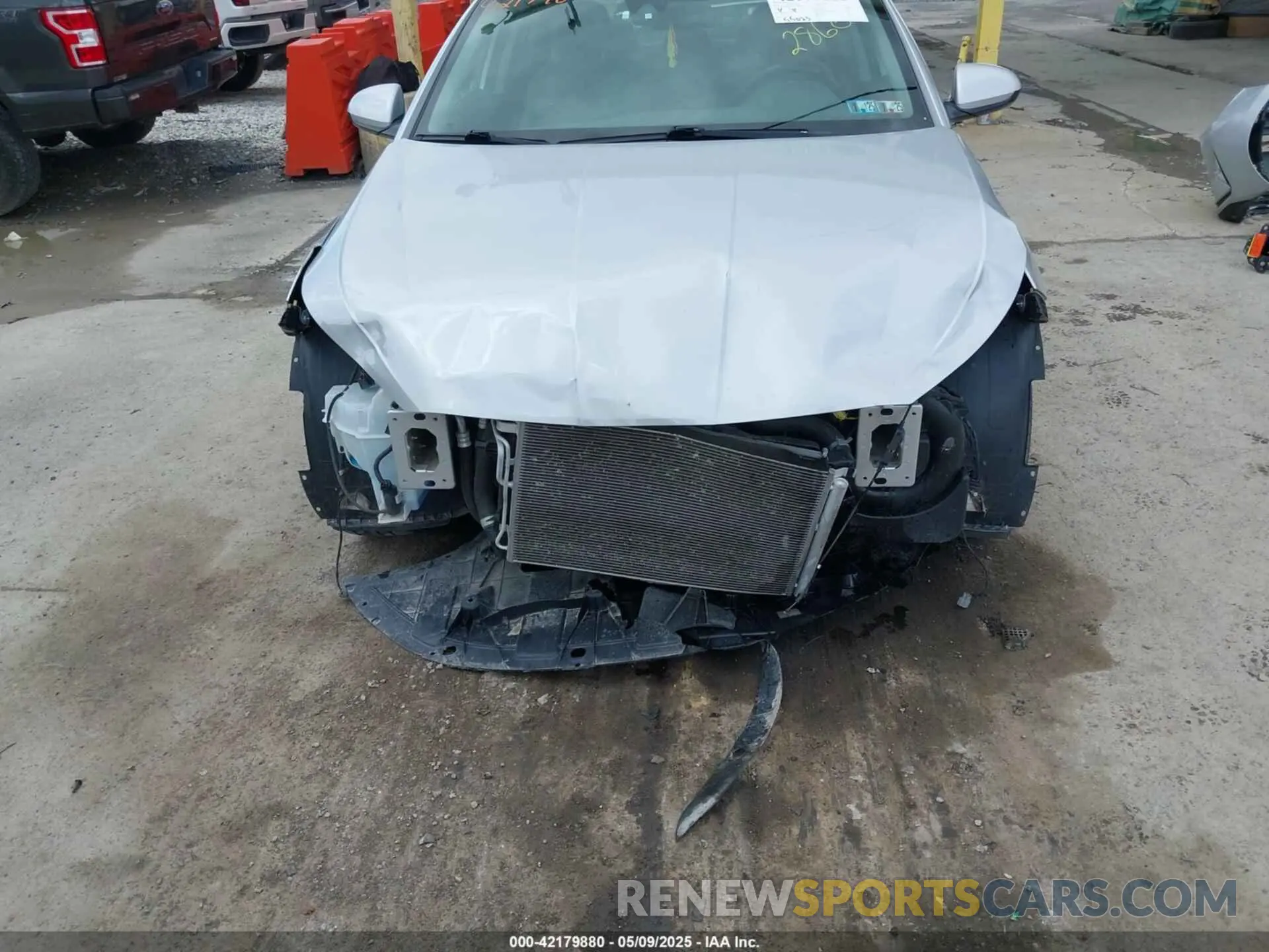6 Photograph of a damaged car KMHD84LFXKU762860 HYUNDAI ELANTRA 2019