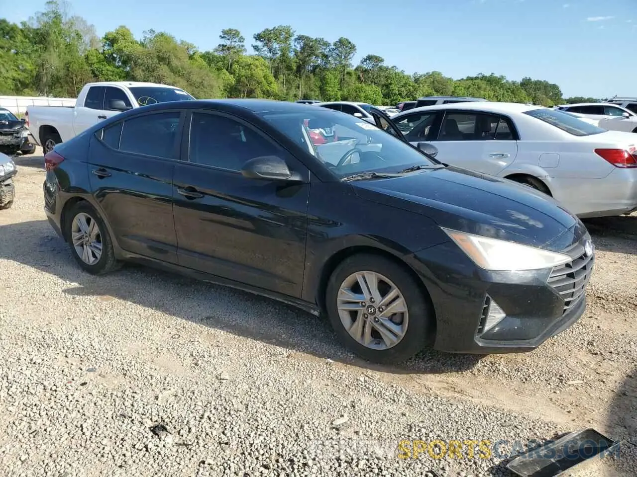 4 Photograph of a damaged car KMHD84LFXKU783949 HYUNDAI ELANTRA 2019