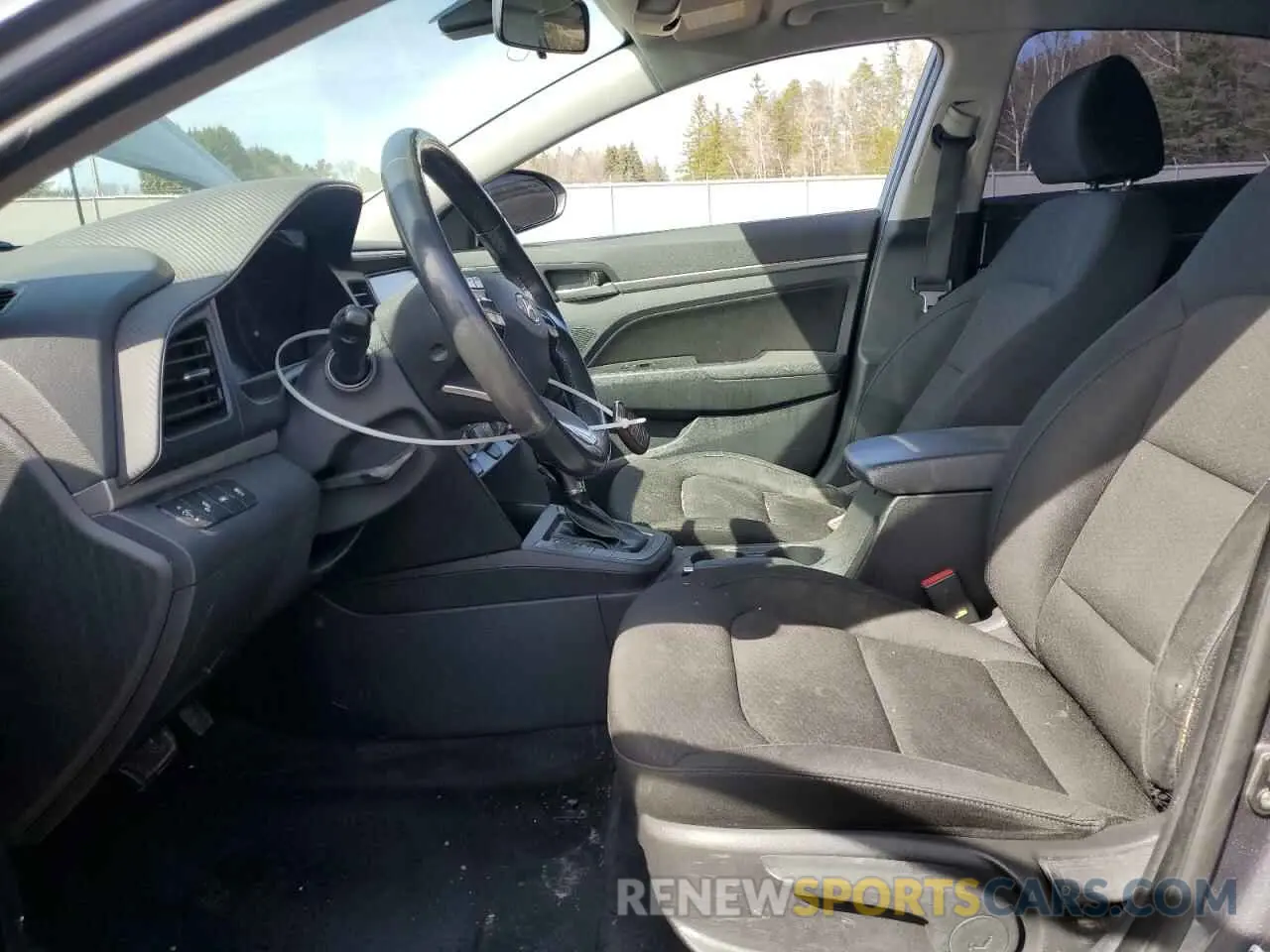 7 Photograph of a damaged car KMHD84LFXKU869035 HYUNDAI ELANTRA 2019