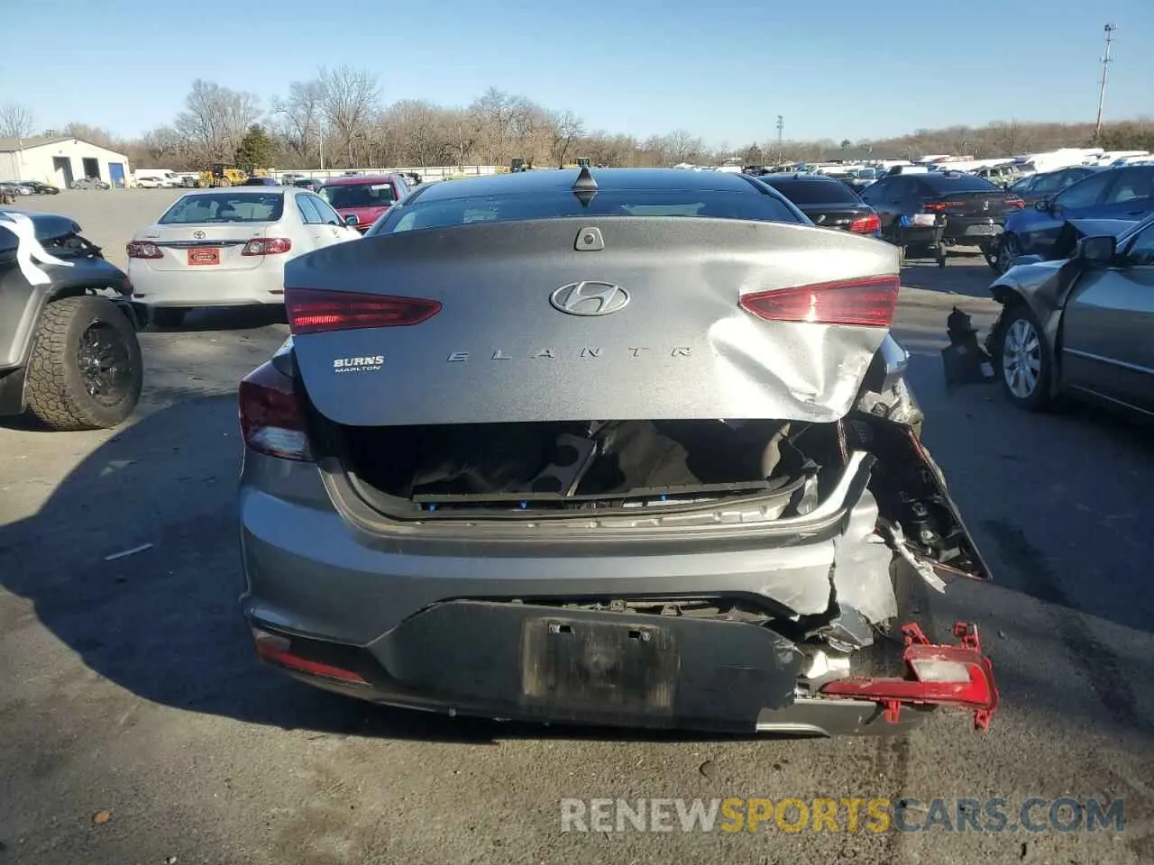 6 Photograph of a damaged car KMHD84LFXKU878138 HYUNDAI ELANTRA 2019