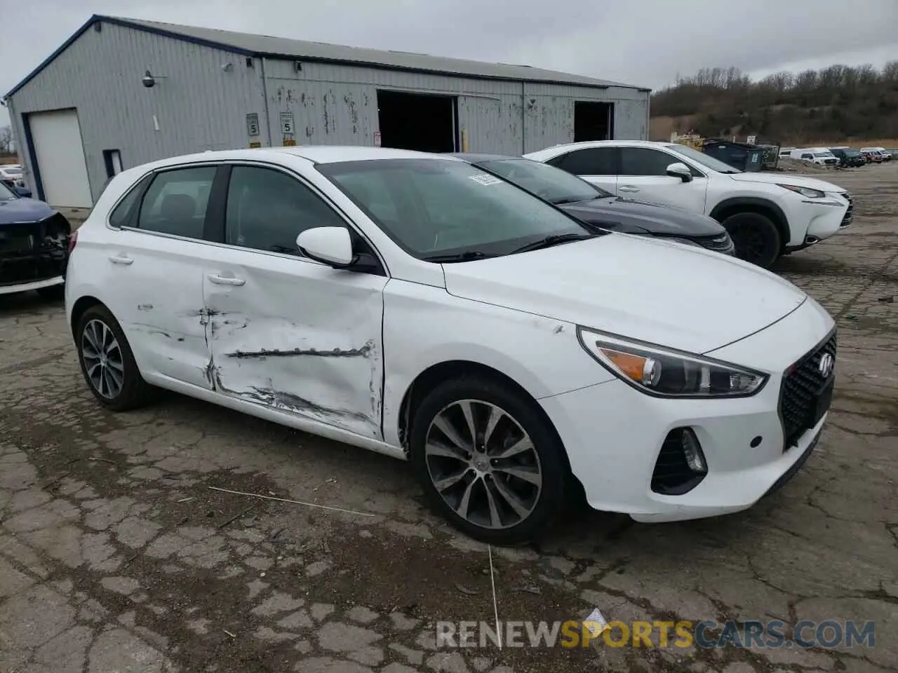 4 Photograph of a damaged car KMHH35LE1KU088983 HYUNDAI ELANTRA 2019