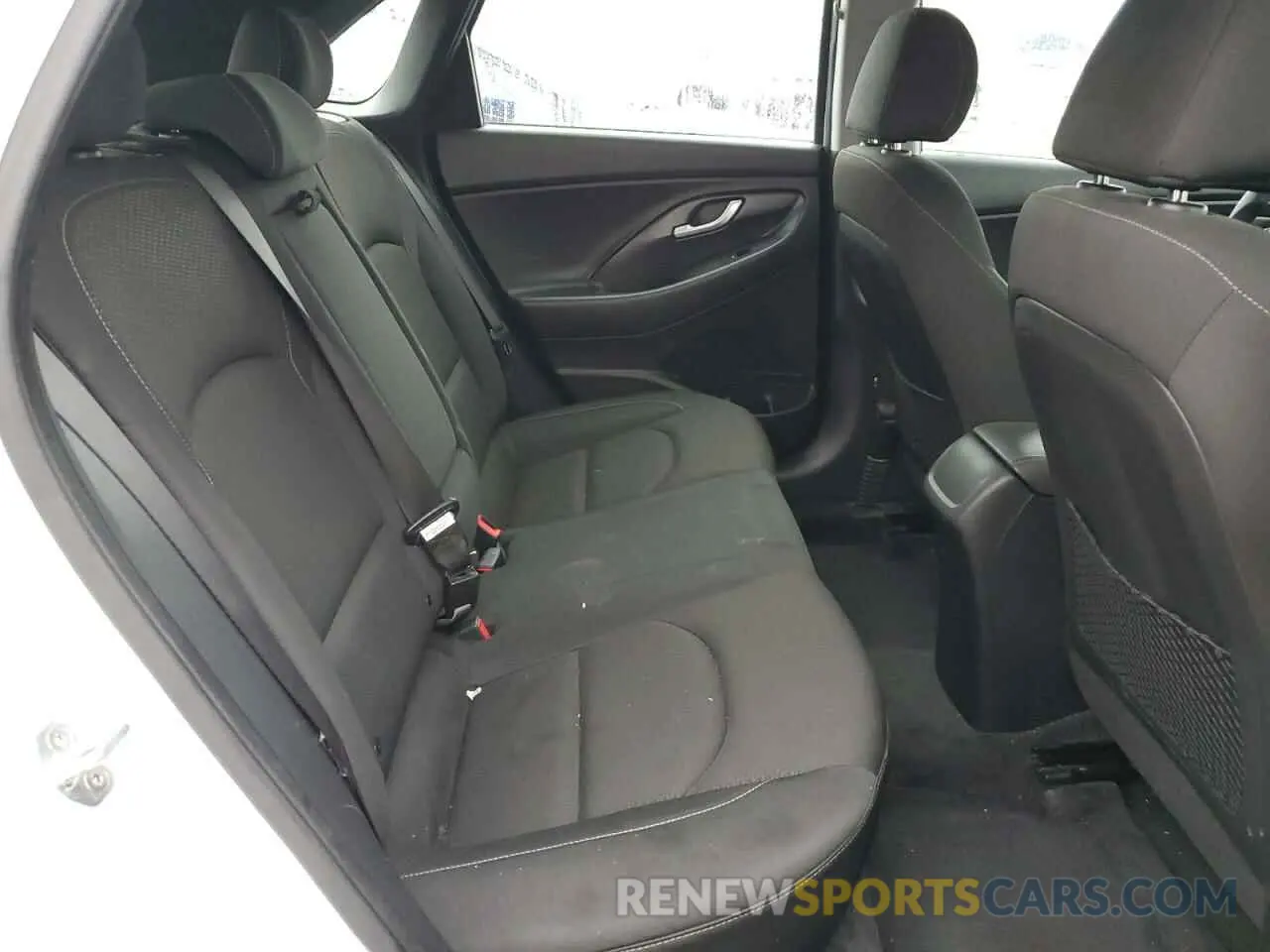 11 Photograph of a damaged car KMHH35LE1KU093682 HYUNDAI ELANTRA 2019