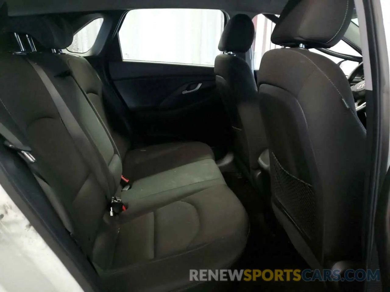 10 Photograph of a damaged car KMHH35LE7KU093332 HYUNDAI ELANTRA 2019
