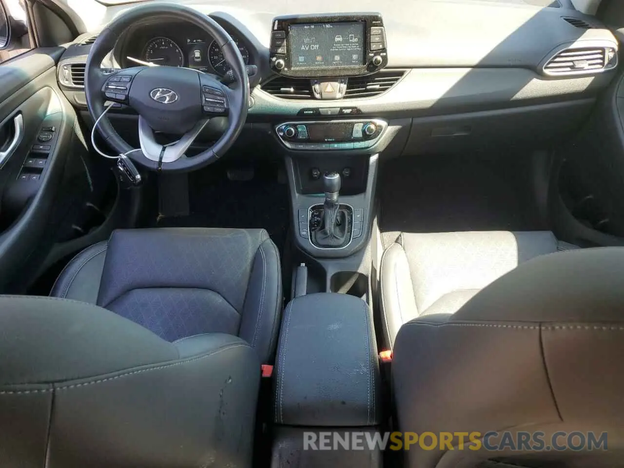 8 Photograph of a damaged car KMHH35LE7KU107245 HYUNDAI ELANTRA 2019