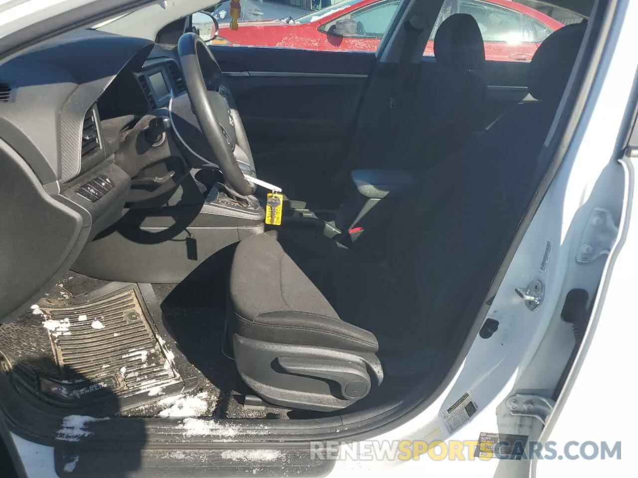 7 Photograph of a damaged car 5NPD74LF0LH543568 HYUNDAI ELANTRA 2020