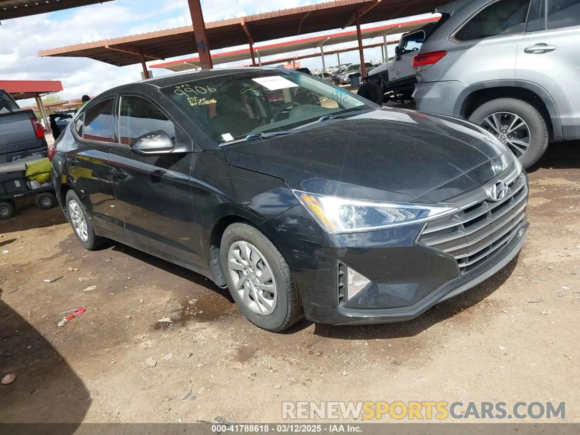 1 Photograph of a damaged car 5NPD74LF0LH606457 HYUNDAI ELANTRA 2020