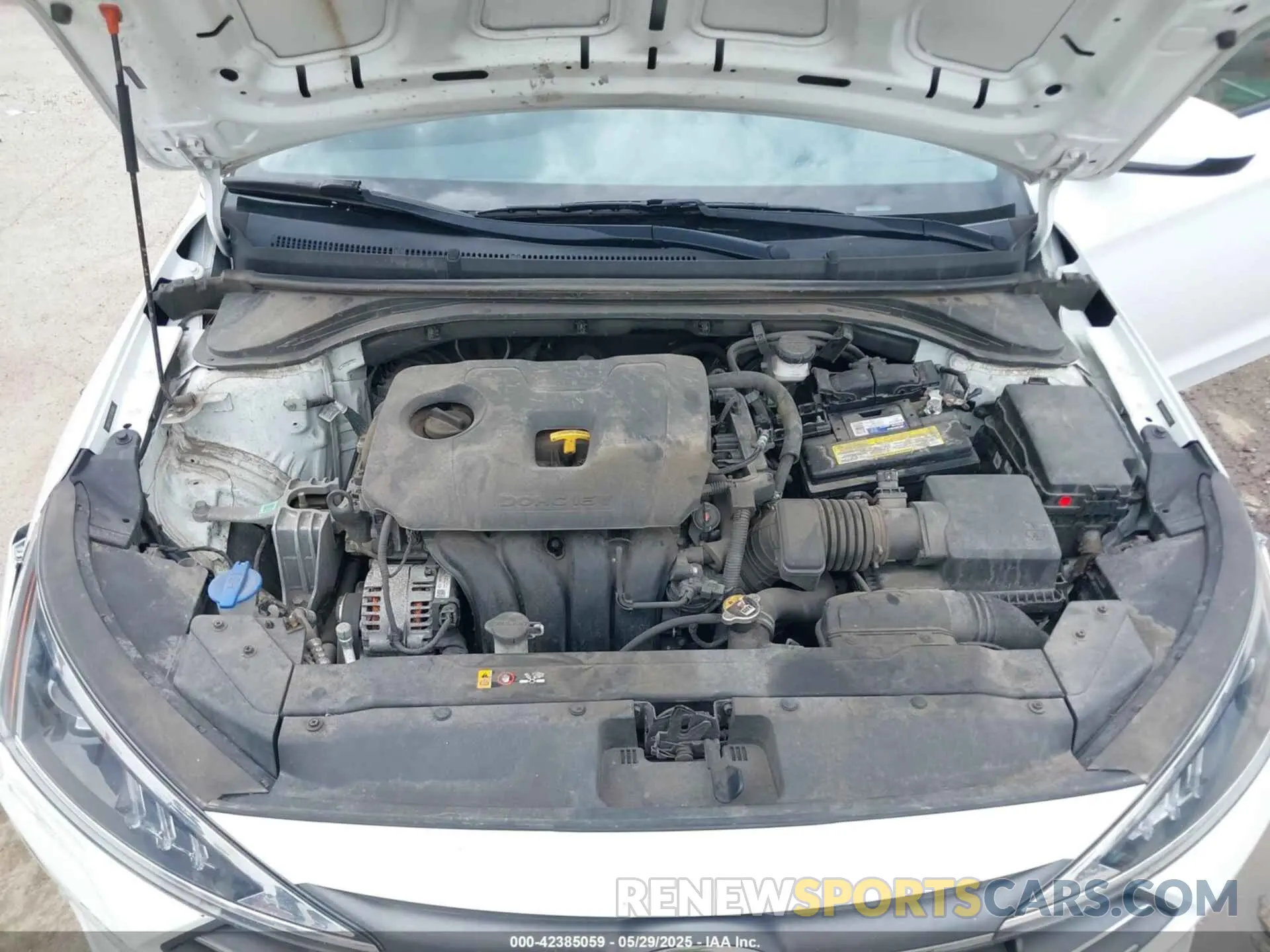 10 Photograph of a damaged car 5NPD74LF0LH618060 HYUNDAI ELANTRA 2020