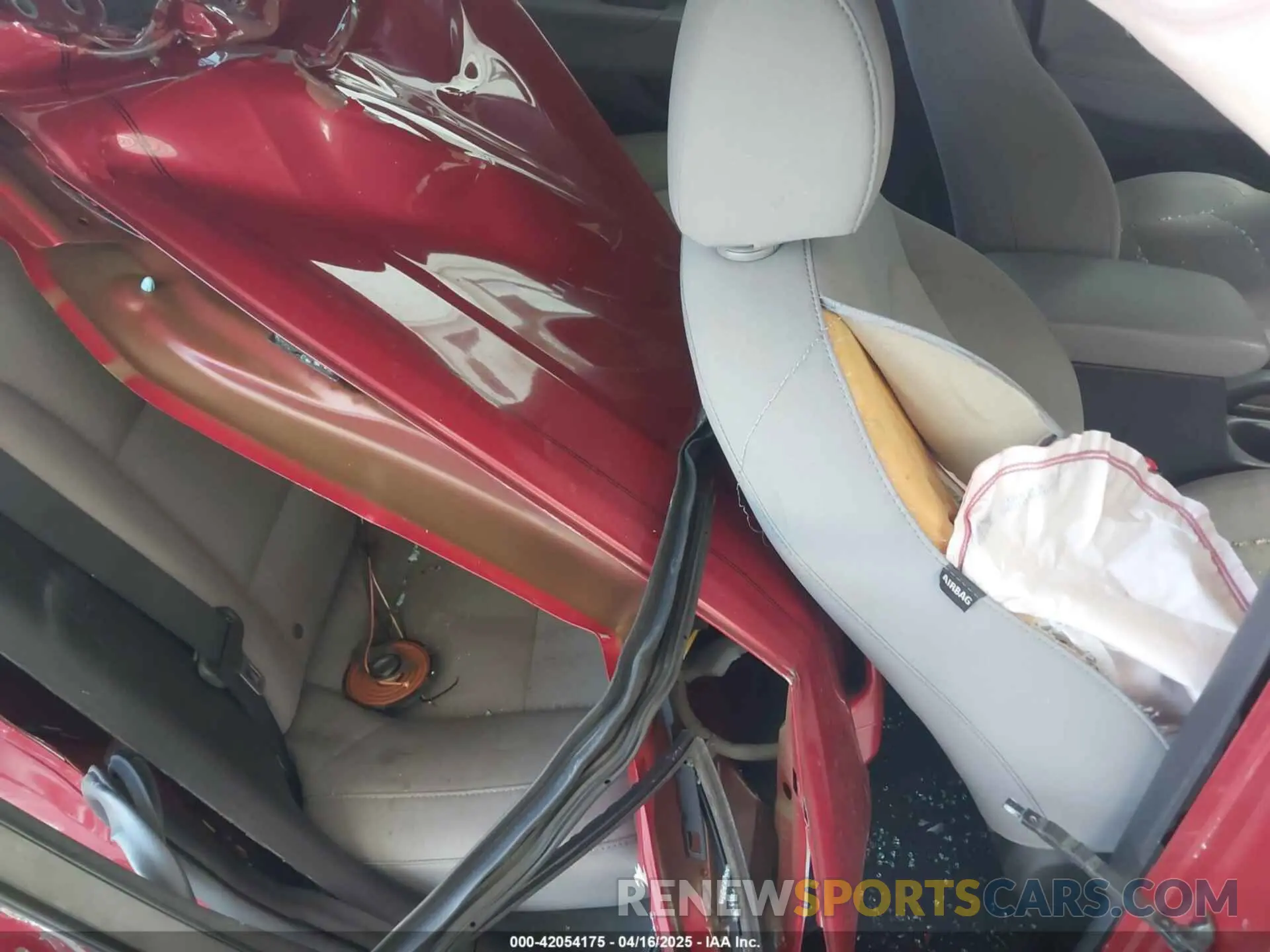 8 Photograph of a damaged car 5NPD74LF1LH500566 HYUNDAI ELANTRA 2020