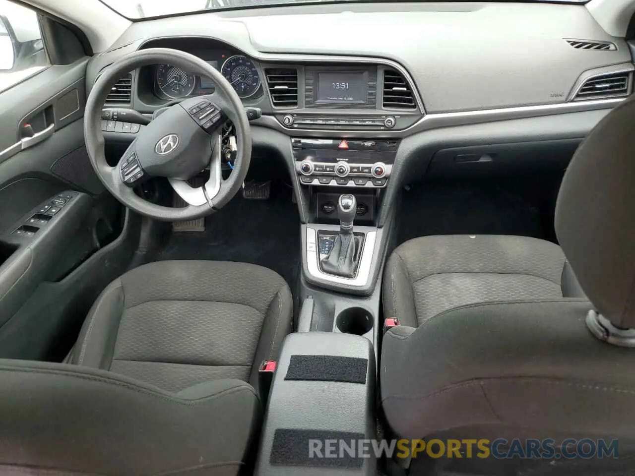 8 Photograph of a damaged car 5NPD74LF1LH505055 HYUNDAI ELANTRA 2020