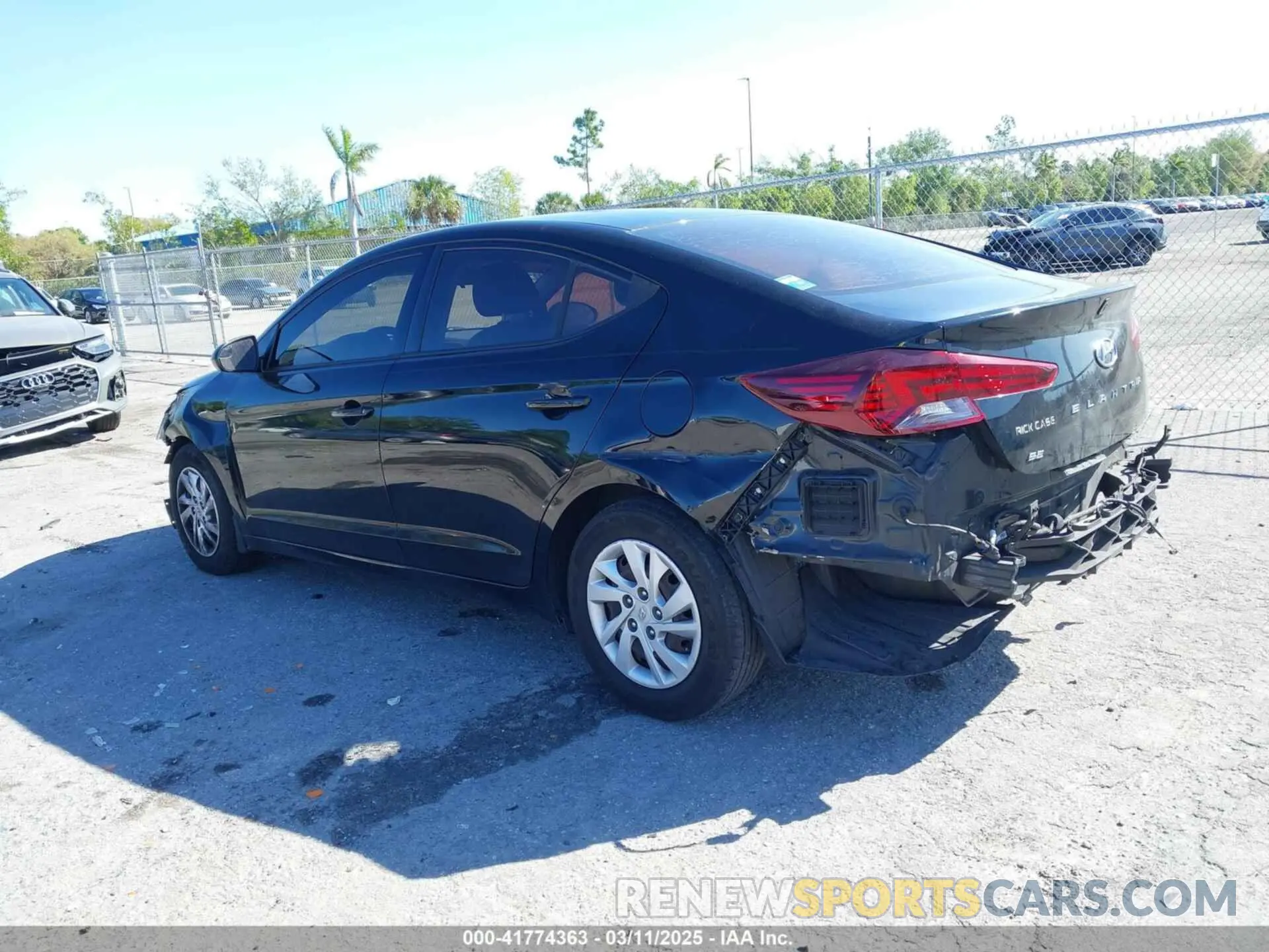 6 Photograph of a damaged car 5NPD74LF1LH559861 HYUNDAI ELANTRA 2020