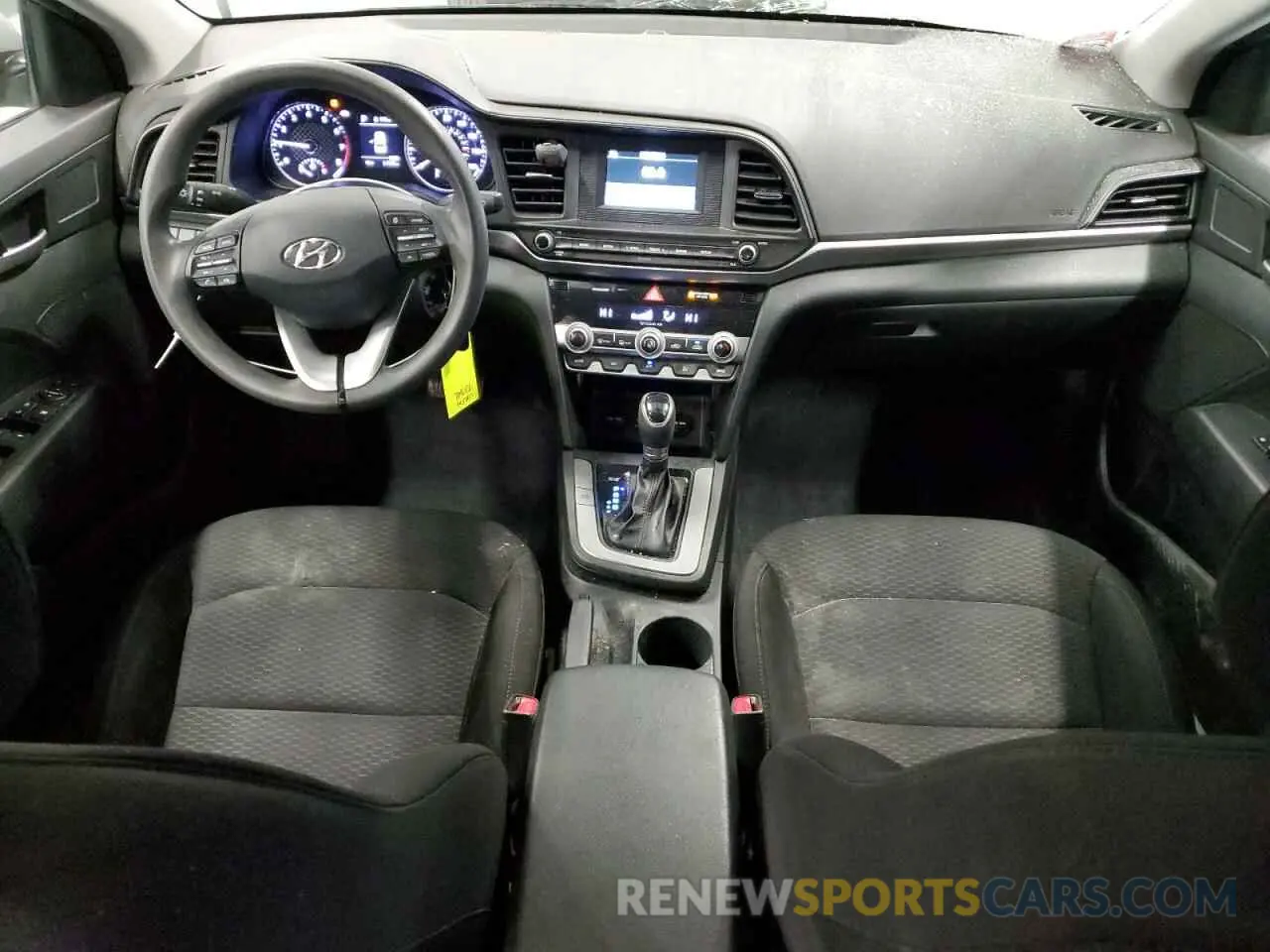 8 Photograph of a damaged car 5NPD74LF1LH604975 HYUNDAI ELANTRA 2020