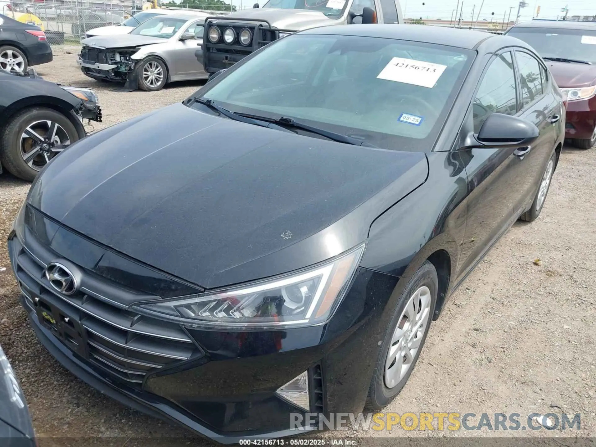 2 Photograph of a damaged car 5NPD74LF1LH610467 HYUNDAI ELANTRA 2020