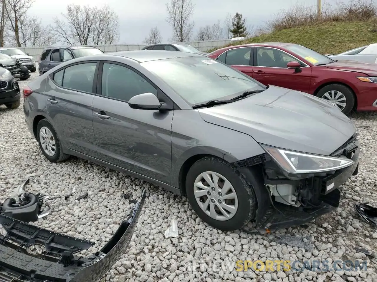 4 Photograph of a damaged car 5NPD74LF2LH513150 HYUNDAI ELANTRA 2020