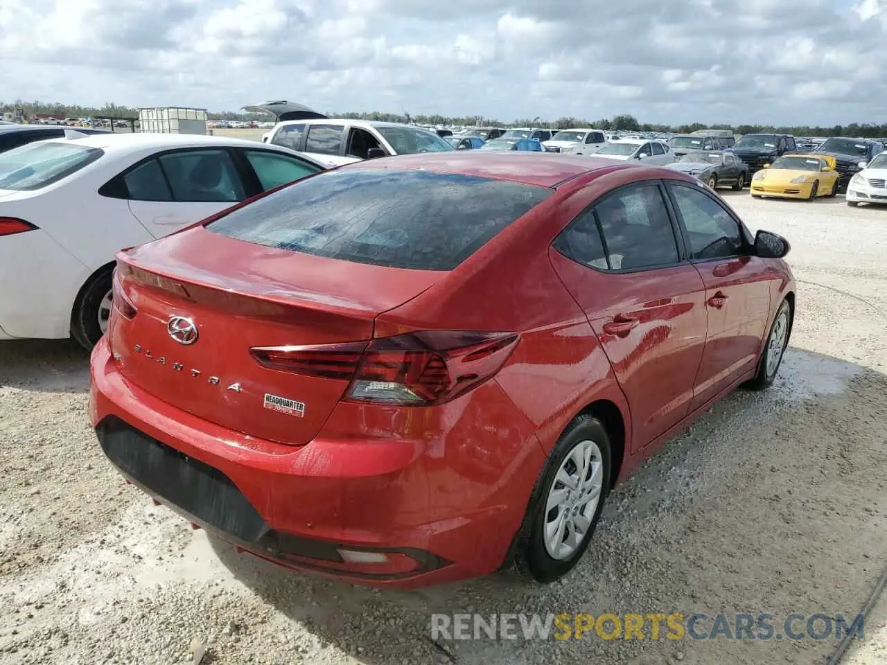 3 Photograph of a damaged car 5NPD74LF2LH514038 HYUNDAI ELANTRA 2020