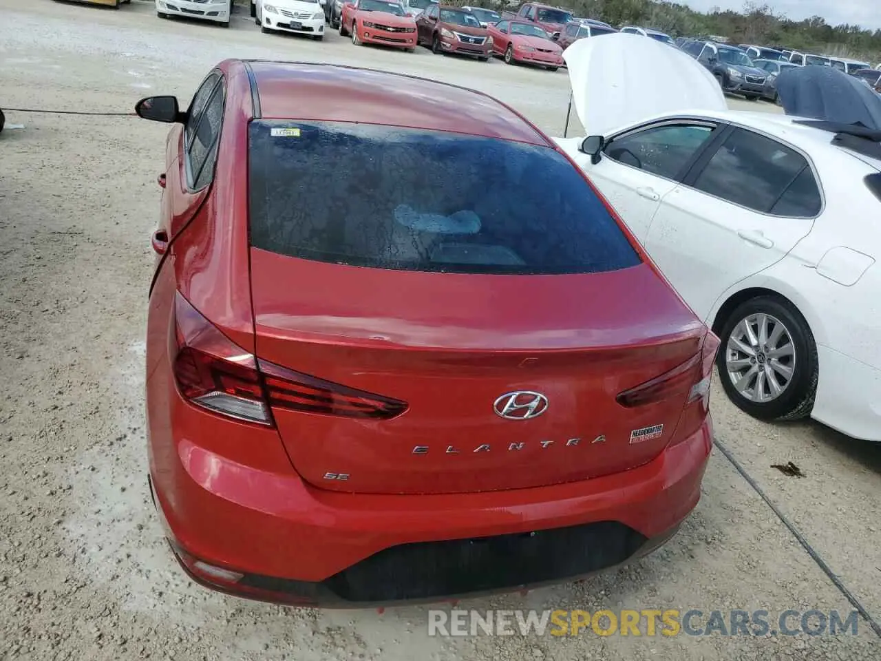 6 Photograph of a damaged car 5NPD74LF2LH514038 HYUNDAI ELANTRA 2020