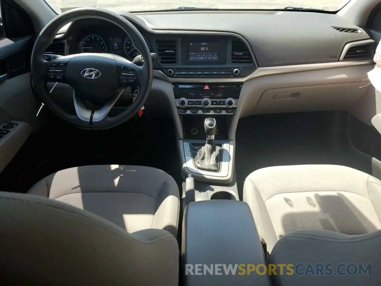 8 Photograph of a damaged car 5NPD74LF2LH544883 HYUNDAI ELANTRA 2020