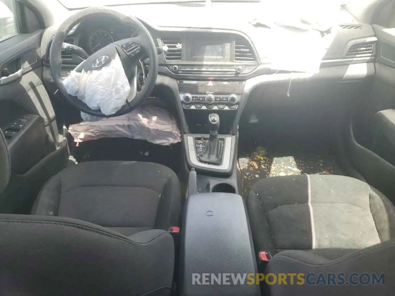 8 Photograph of a damaged car 5NPD74LF2LH604855 HYUNDAI ELANTRA 2020