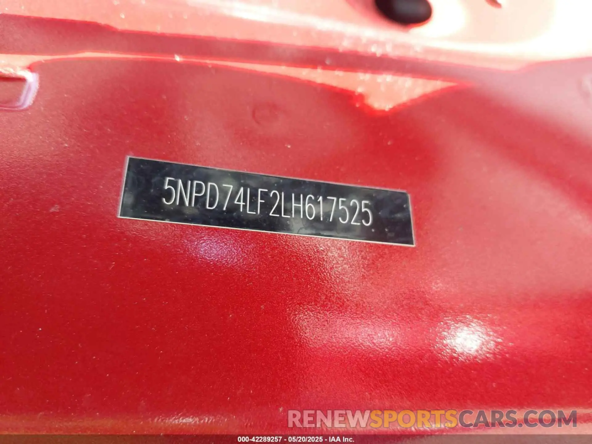18 Photograph of a damaged car 5NPD74LF2LH617525 HYUNDAI ELANTRA 2020