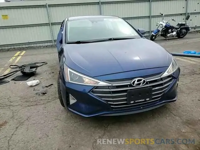 10 Photograph of a damaged car 5NPD74LF3LH511553 HYUNDAI ELANTRA 2020