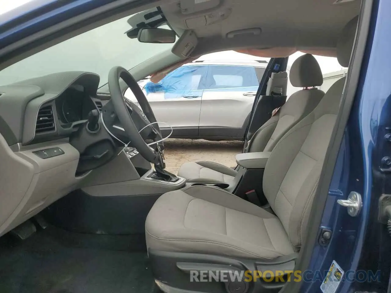 7 Photograph of a damaged car 5NPD74LF3LH511553 HYUNDAI ELANTRA 2020