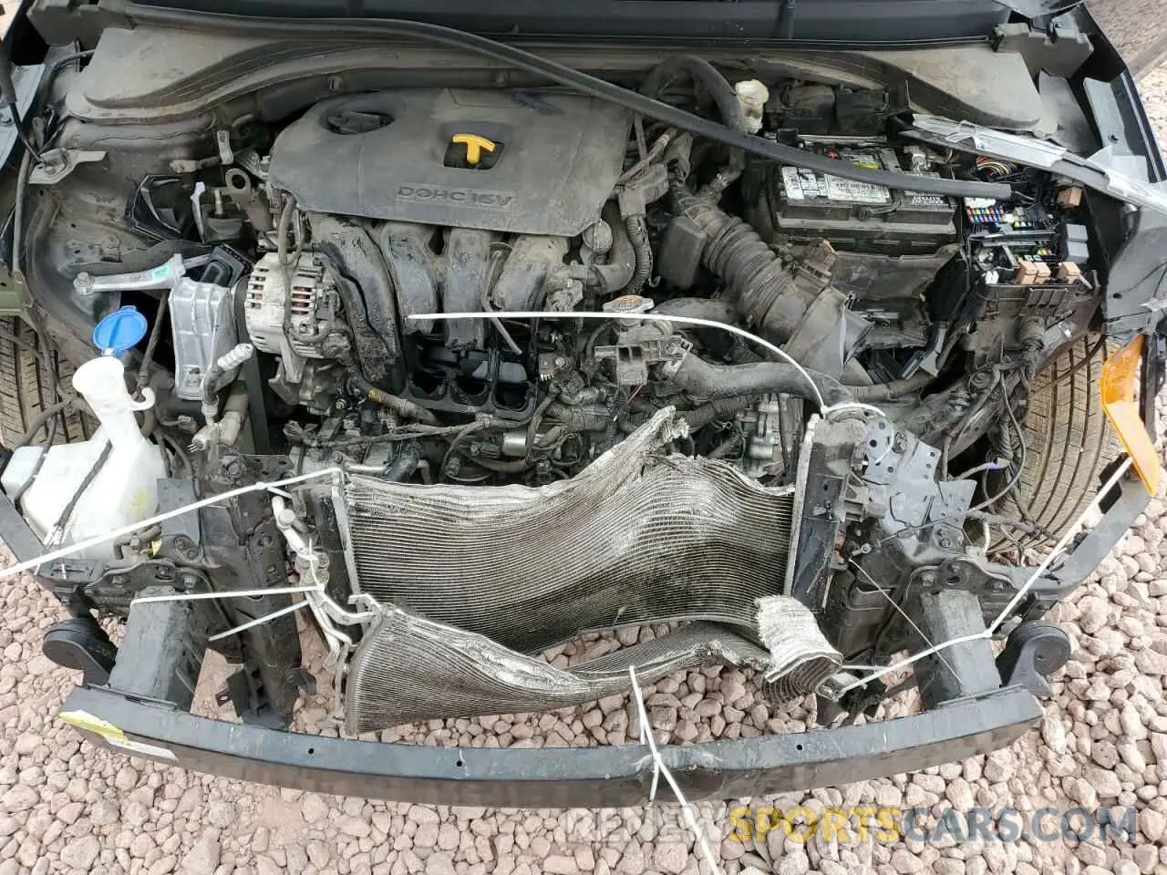 11 Photograph of a damaged car 5NPD74LF3LH518521 HYUNDAI ELANTRA 2020
