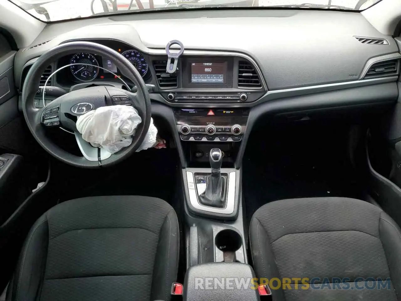 8 Photograph of a damaged car 5NPD74LF3LH518521 HYUNDAI ELANTRA 2020